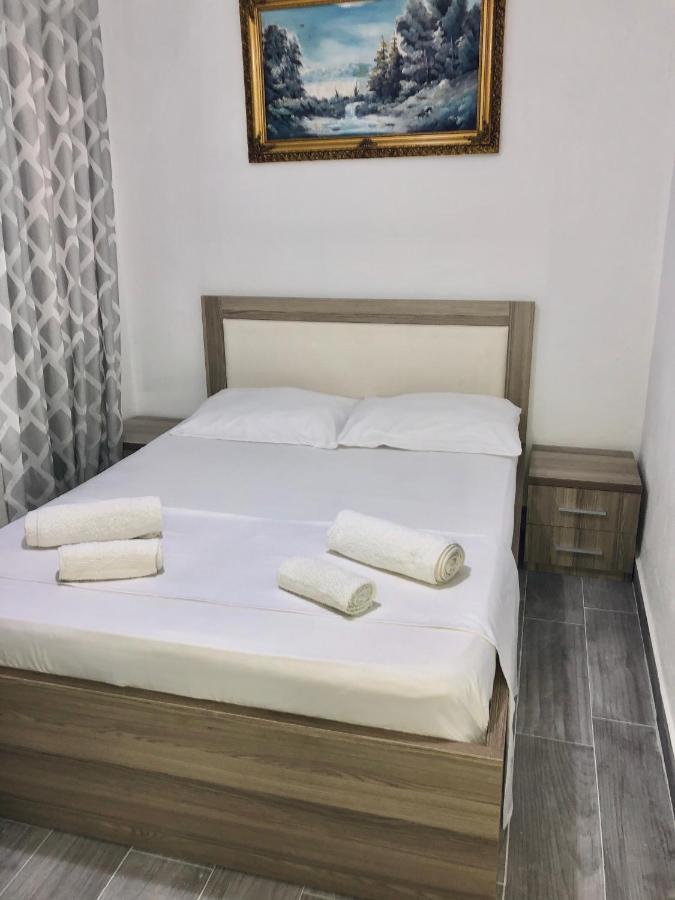 Sandri Apartment Himare Exterior photo