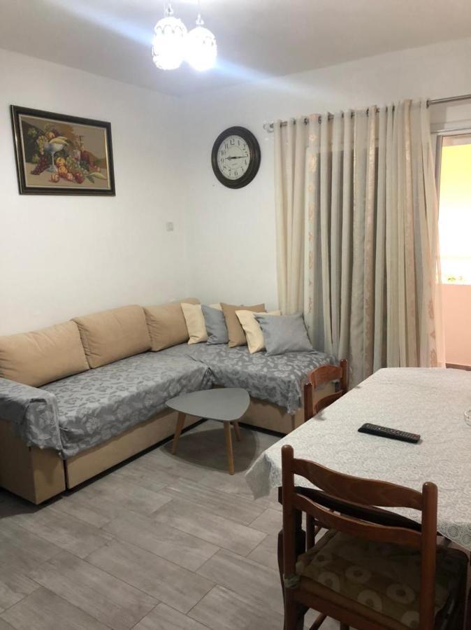 Sandri Apartment Himare Exterior photo